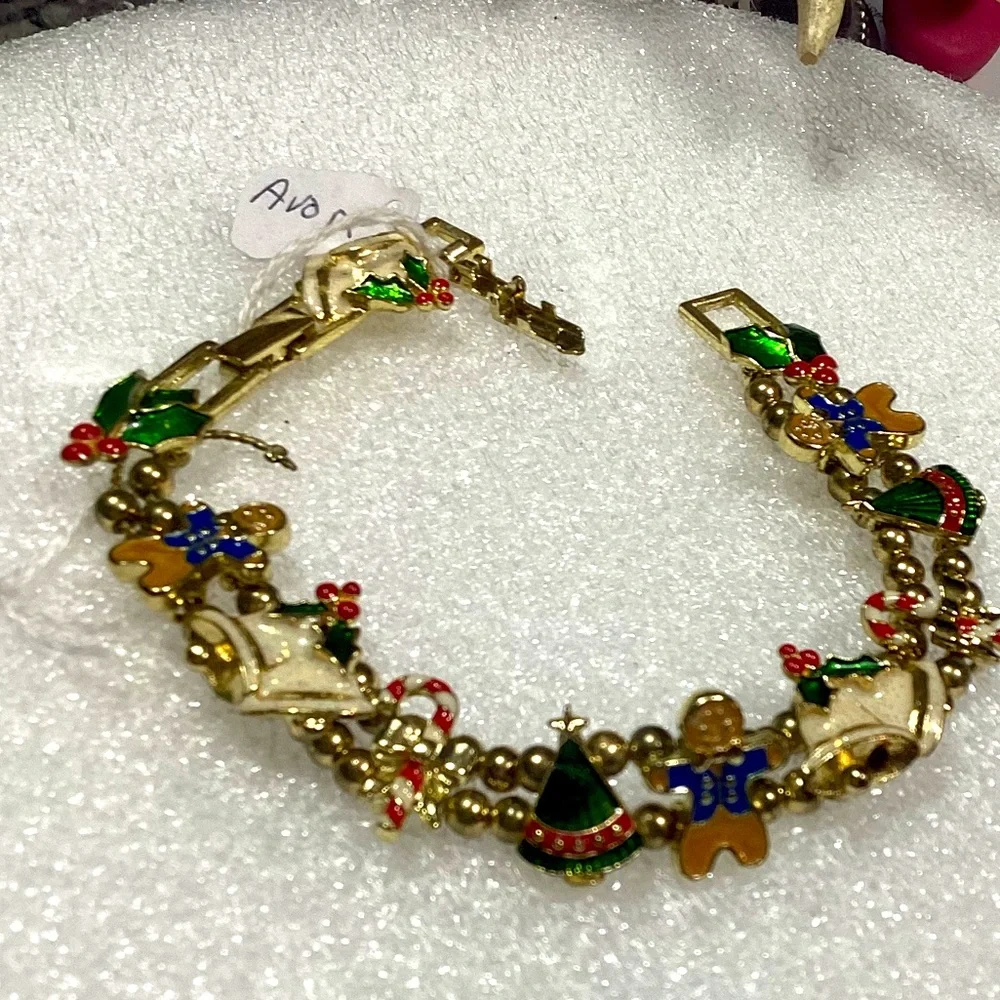 Vintage Avon Christmas Bracelet - Picture 1 of 2